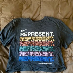 Nike Crop Top